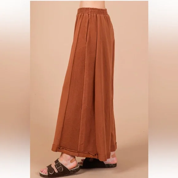 Fabulous Knit Raw Edge Top and Pants Set - Picture 6 of 7